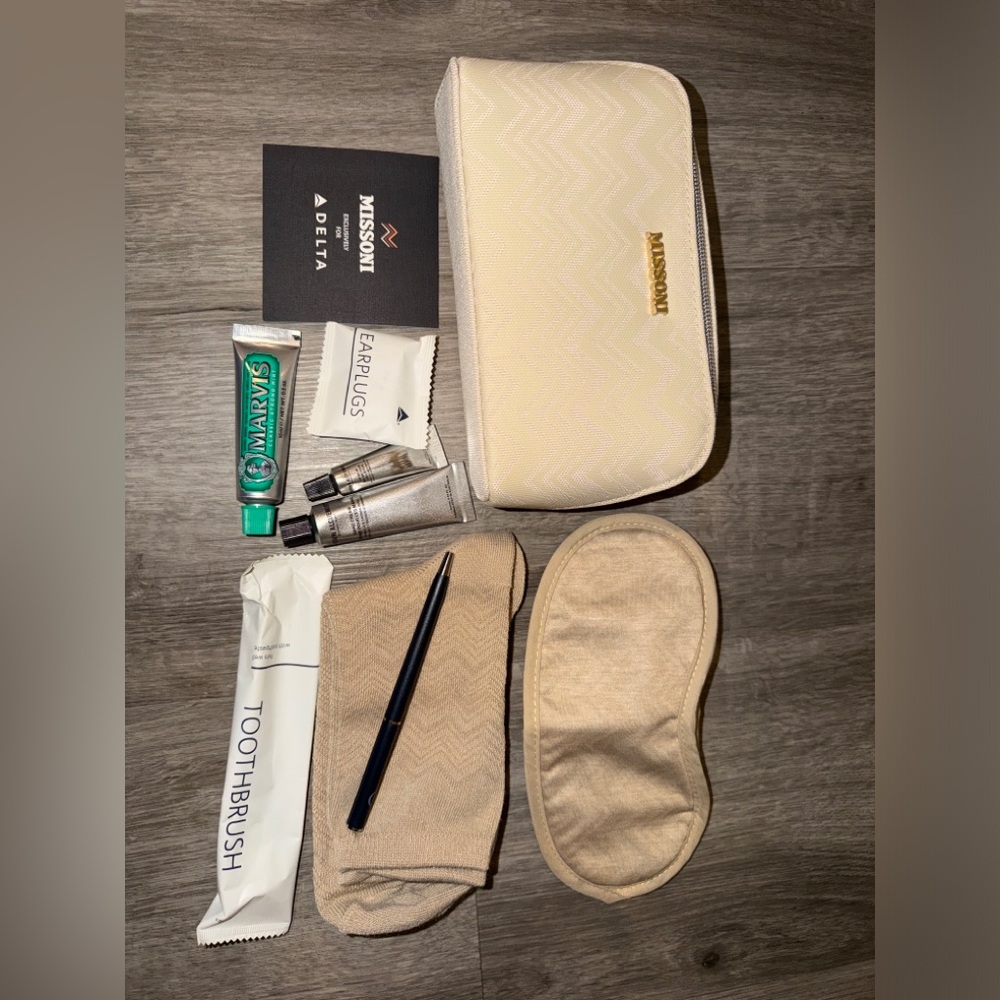 Missoni X Delta business class travel set